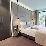 White Pearl 0.07 Apartment *